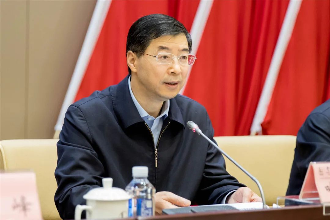 扬子石化安全生产管理_扬子石化股份有限公司主要财务指标_扬子石化领导班子调整