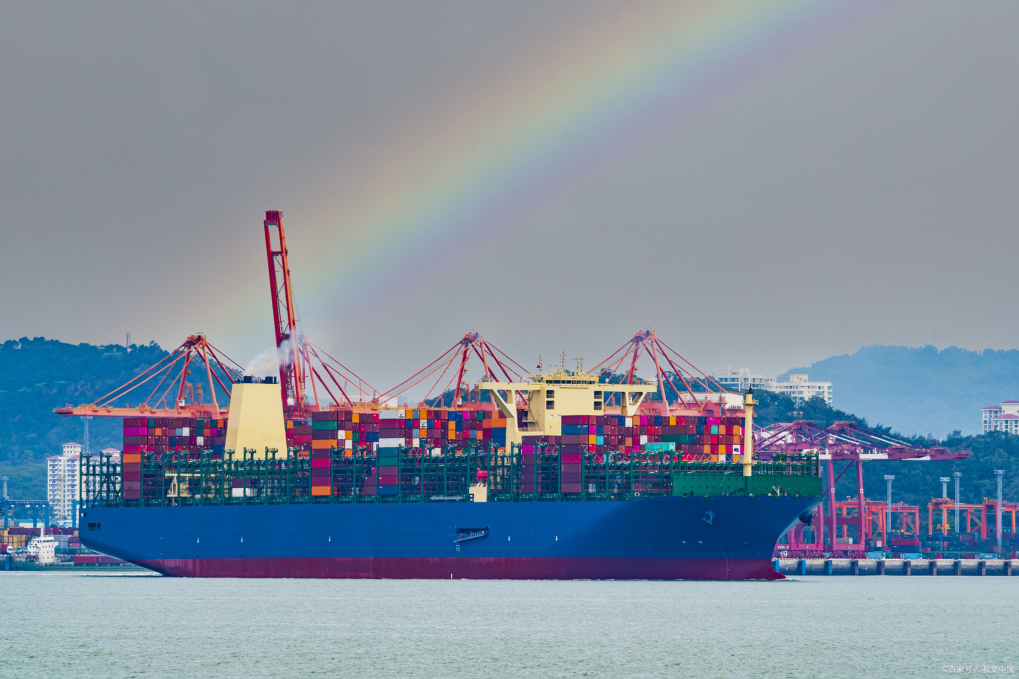 什么股票适合长期持有_长期持有股票推荐_国资背景龙头股