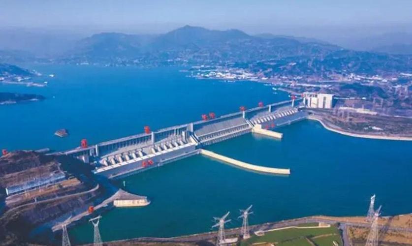 长江电力商业模式分析_三峡水利股票是否可以长期持有_长江电力股价走势